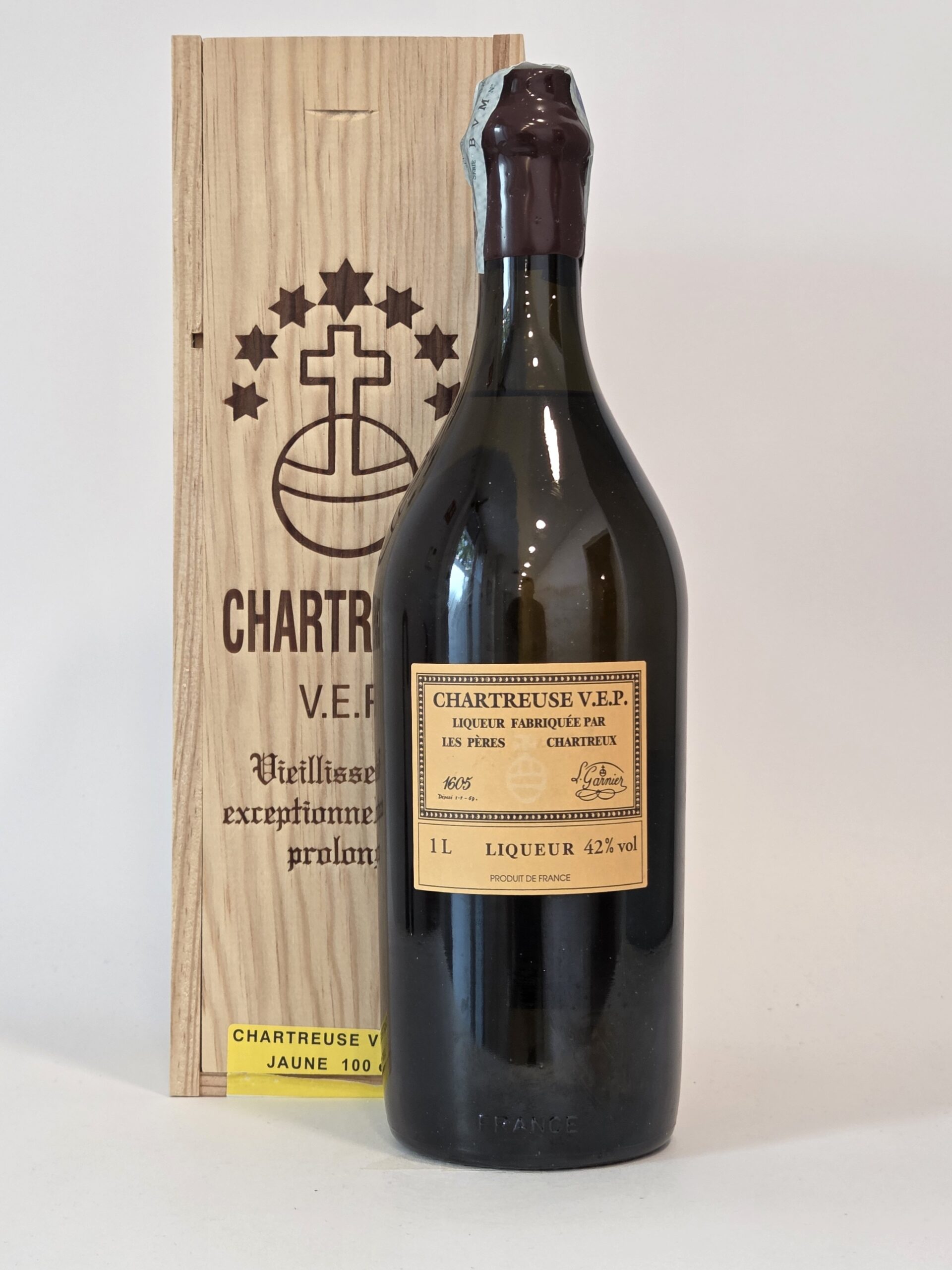 Chartreuse VEP Jaune 2022 42% Litre – Image 2