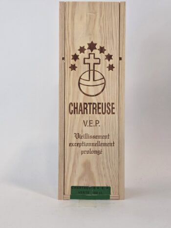 Chartreuse VEP Green 2021 54% Litre - Image 6