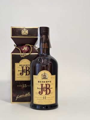 J&B Reserve 15 Years Old – Blended Scotch Whisky – 70 cl – Original Presentation Box – 2010s Bottling